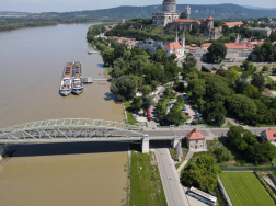 Gyakorlaton a drónok Esztergomban