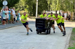 Ismét csillét toltak a tűzoltók a Bányásznapon - Tatabánya