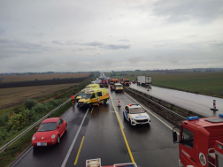 Három gépjármű karambolozott Mány térségében