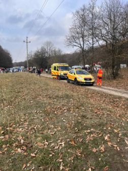 Szikláról lezuhant futón segítettek