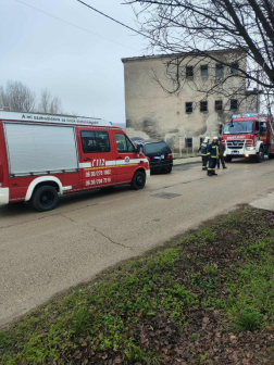 Kisodródott egy gépkocsi Sárisápon