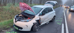 Frontális karambol Oroszlány és Környe között