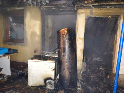 Kigyulladt egy családi ház Kocson