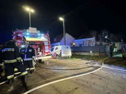 Kigyulladt egy családi ház Kocson