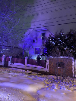 Tűz keletkezett egy családi házban Tatabányán