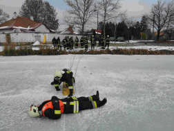 Gyakorolták a jégről mentést