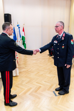 Megemlékezés és vármegyei elismerés Nemzeti Ünnepünk alkalmából