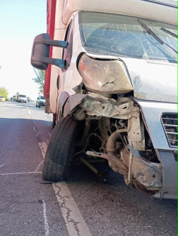 Két gépkocsi ütközött össze