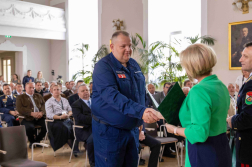 Tűzoltókat díjaztak