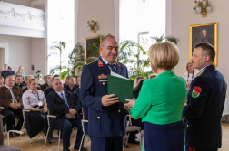 Tűzoltókat díjaztak