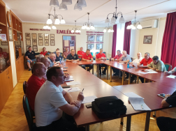 Konferenciát rendeztek az önkéntes tűzoltóknak