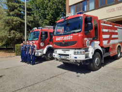 Megemlékezés a hősi halált halt tűzoltókról
