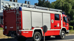 Autó és busz ütközött