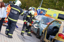 Baleseti szimulációs gyakorlaton a tatabányai tűzoltók