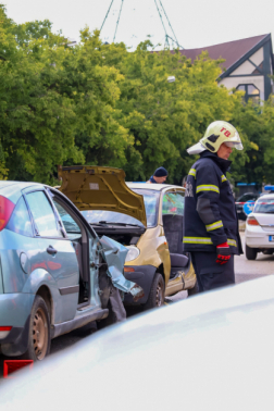 Baleseti szimulációs gyakorlaton a tatabányai tűzoltók