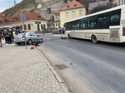 Esztergom közúti baleset