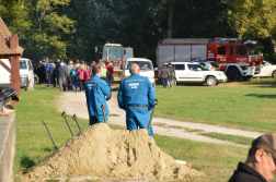 Közel kétszáz önkéntes fogott össze